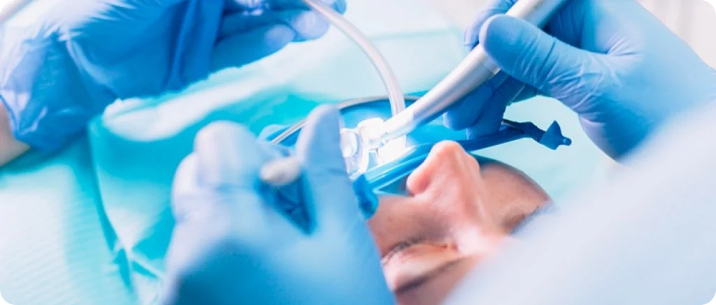 Mise en charge immédiate Dentiste à Cagnes-sur-Mer | Dr Payam Gandjizadeh